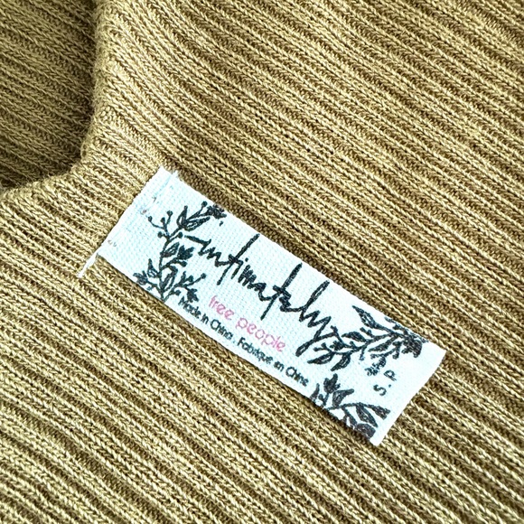 Intimately Free People Ribbed Crop Top Size S - Picture 2 of 4